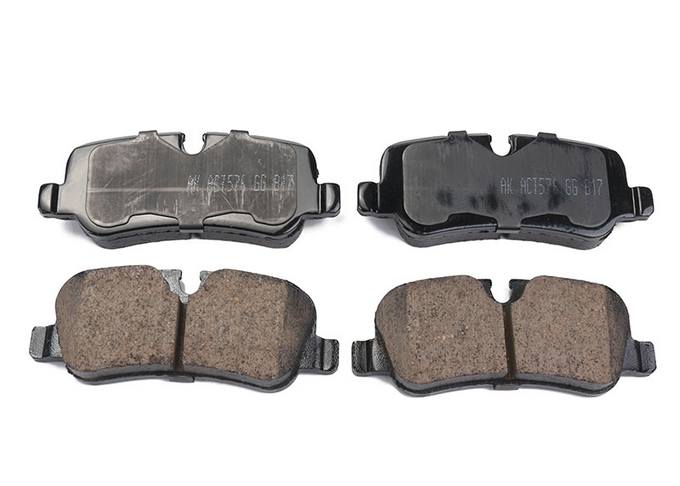 Land Rover Disc Brake Pad Set - Rear LR055455 - Akebono Euro Ultra-Premium EUR1099